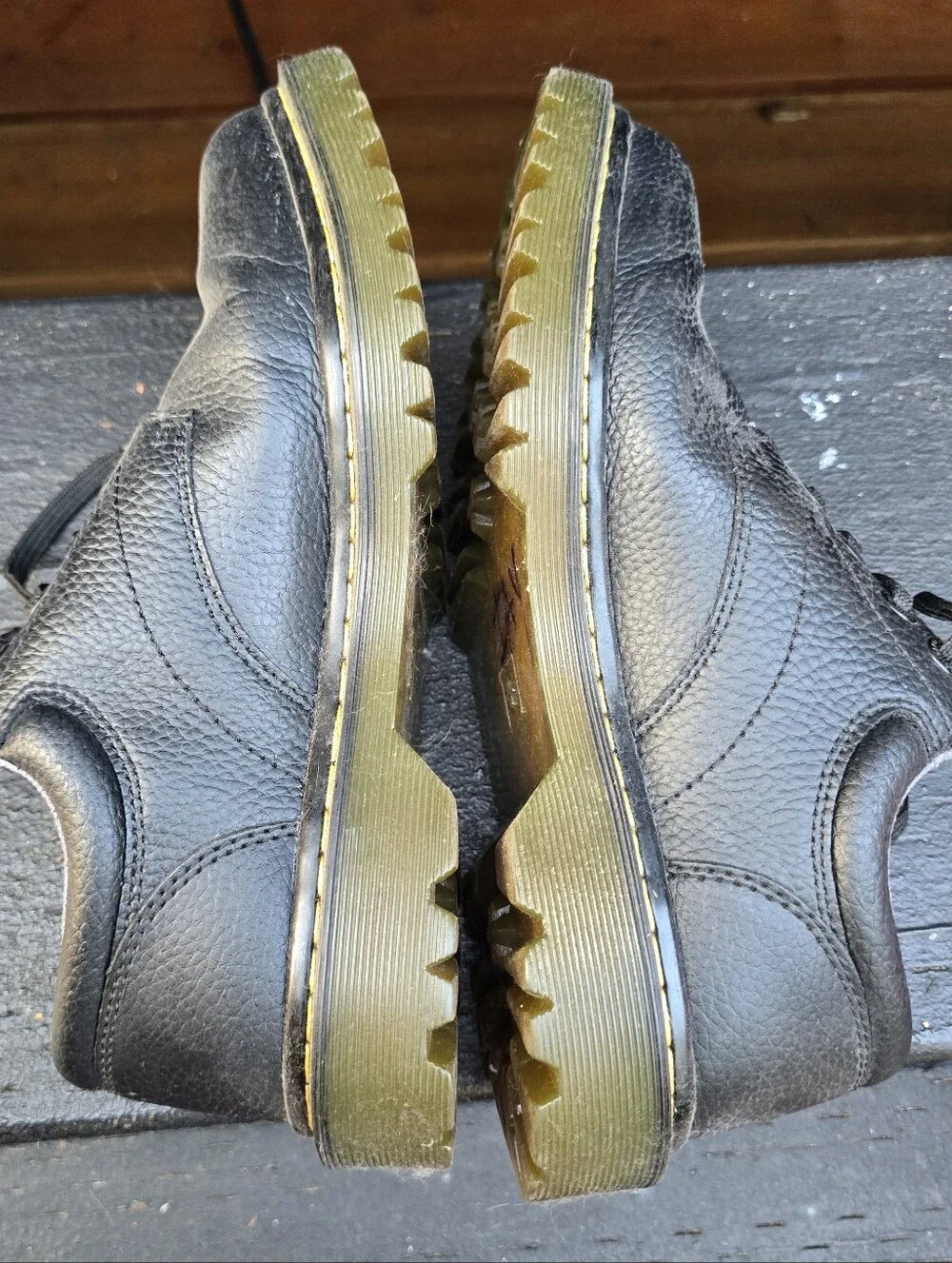 Dr. Martens Ashfield Leather Lace-Up Oxford Shoes